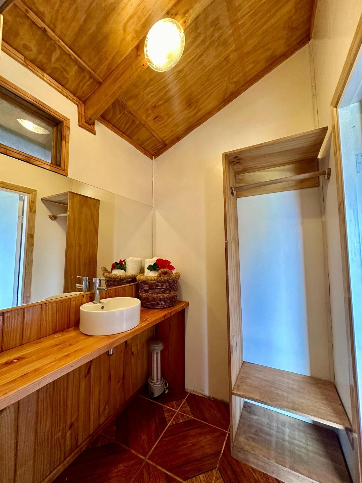 Paraiso Sunset Bungalows Hanga Roa Eksteriør billede