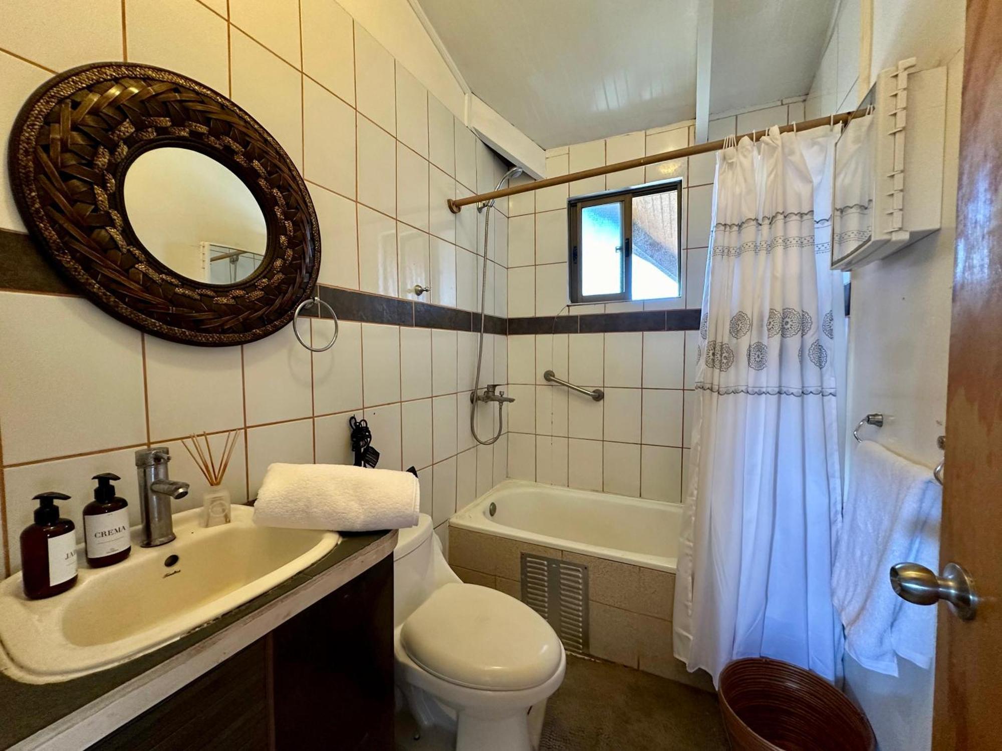 Paraiso Sunset Bungalows Hanga Roa Eksteriør billede