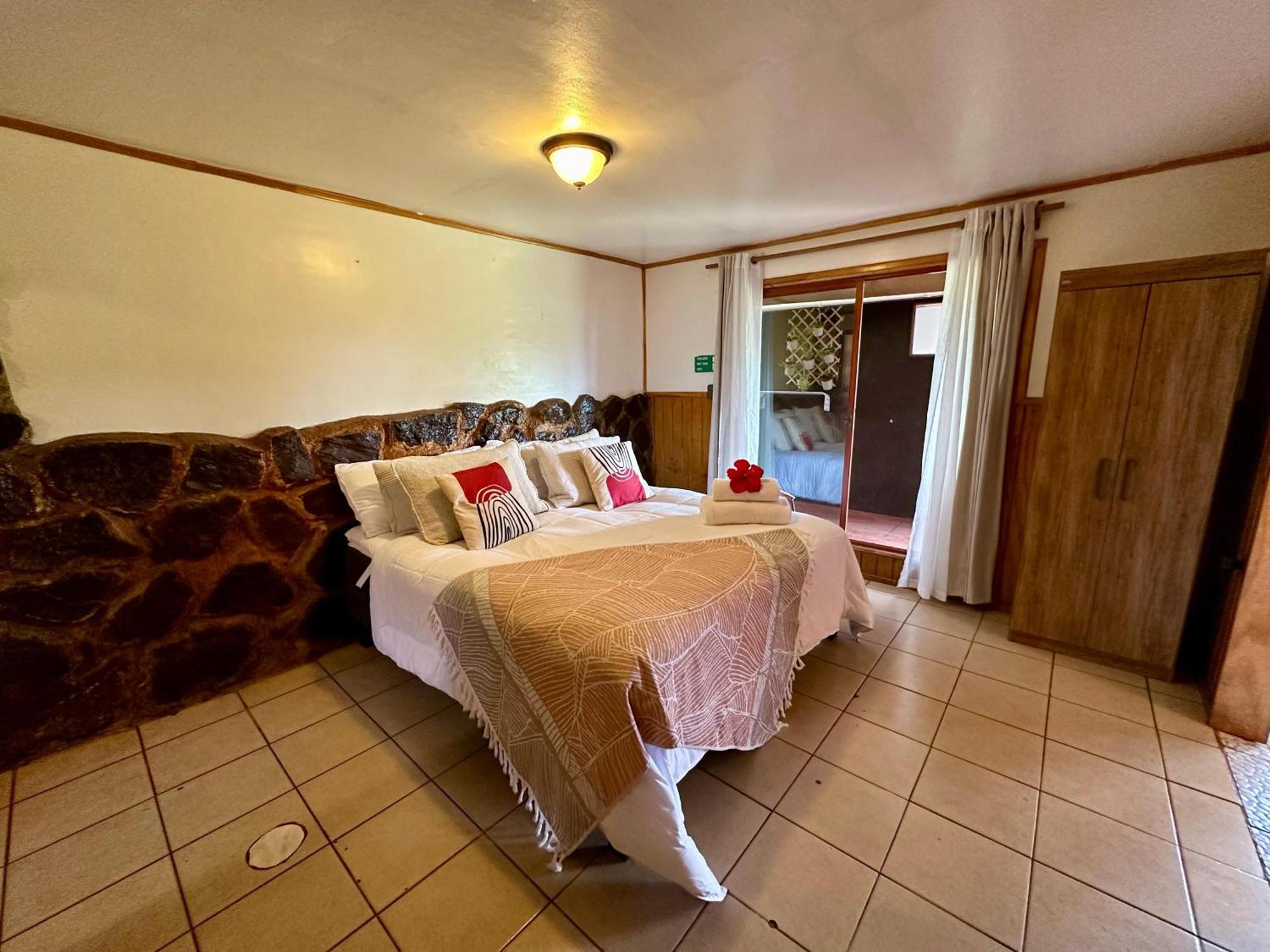 Paraiso Sunset Bungalows Hanga Roa Eksteriør billede